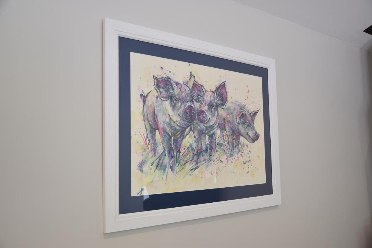 The Piglets Woodbridge Exterior foto